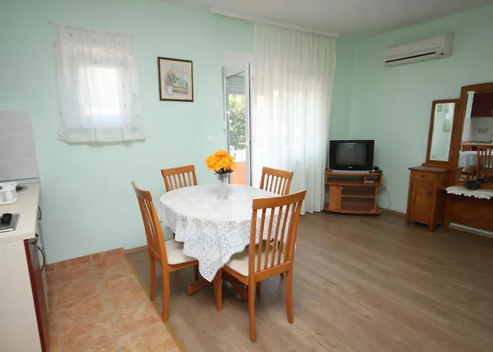 Διαμέρισμα 3300b *