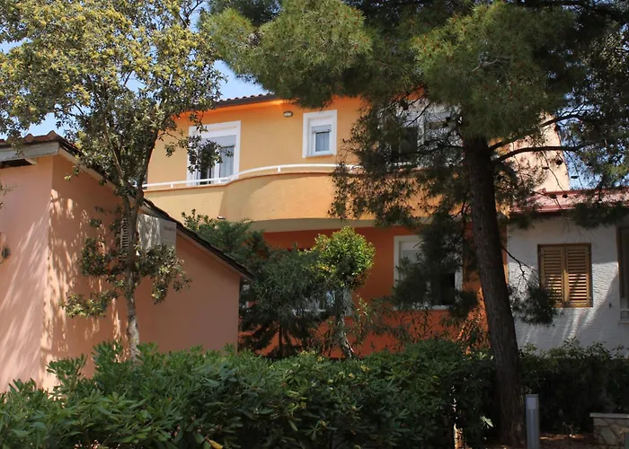 Διαμέρισμα 3300b Petrcane